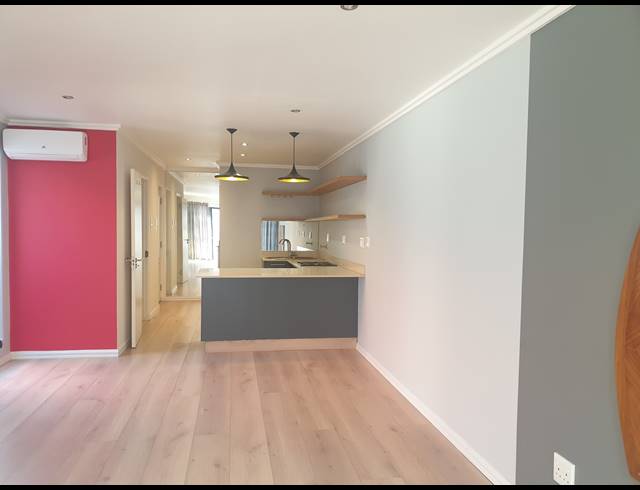 1 BEDROOM APARTMENT FOR SALE IN UMHLANGA RIDGE